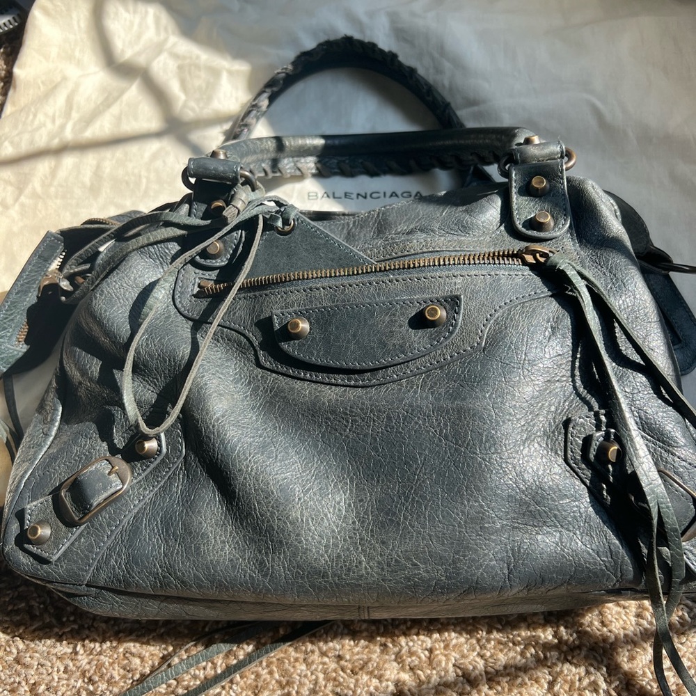 BALENCIAGA city bag size small